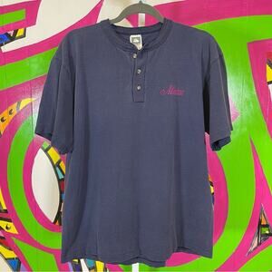 Cotton Deluxe, Vintage Montana T-Shirt. Size Large. Cracked Printing.